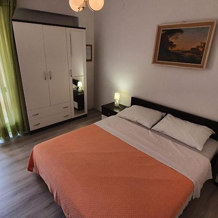 Double Rooms With Terrace Tomica Baška Kültér fotó