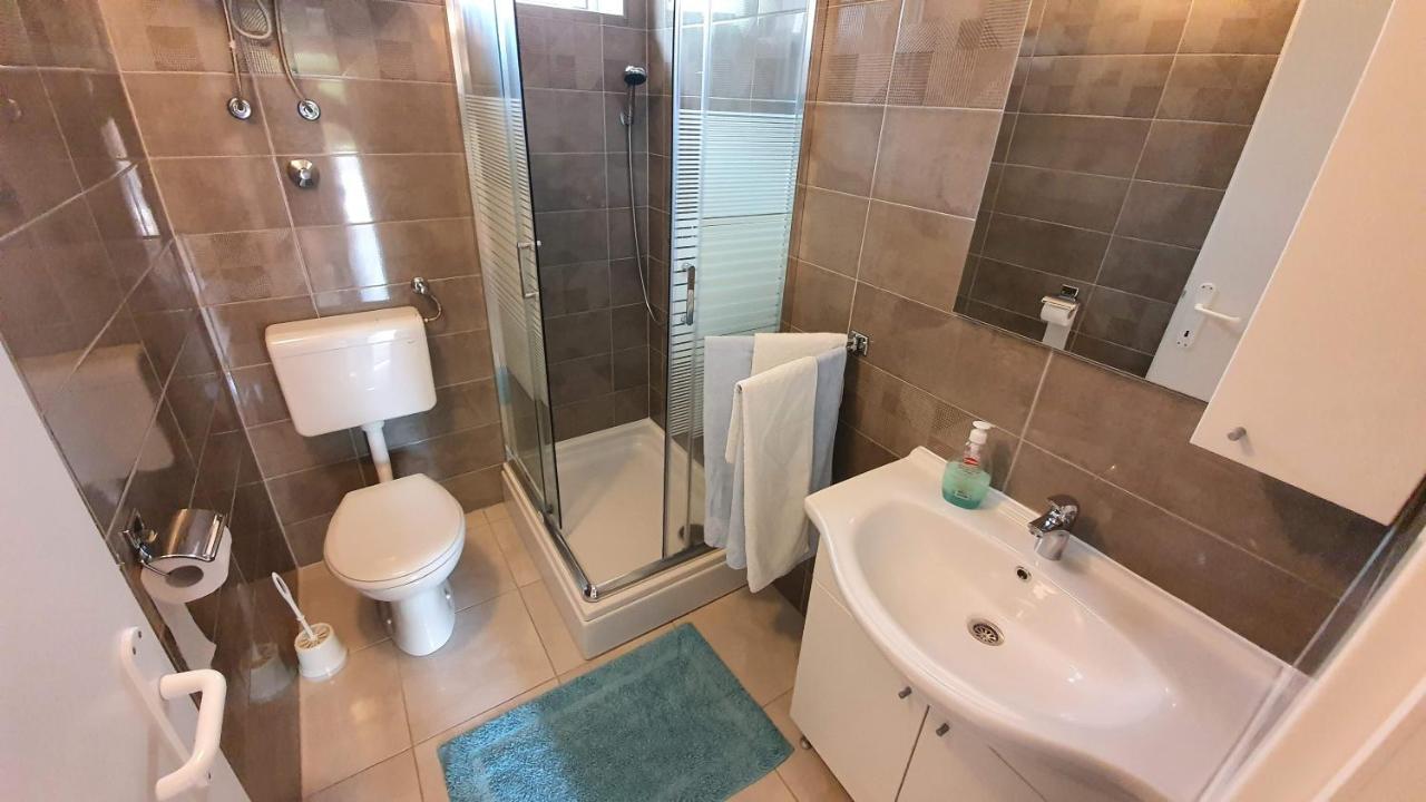 Double Rooms With Terrace Tomica Baška Kültér fotó