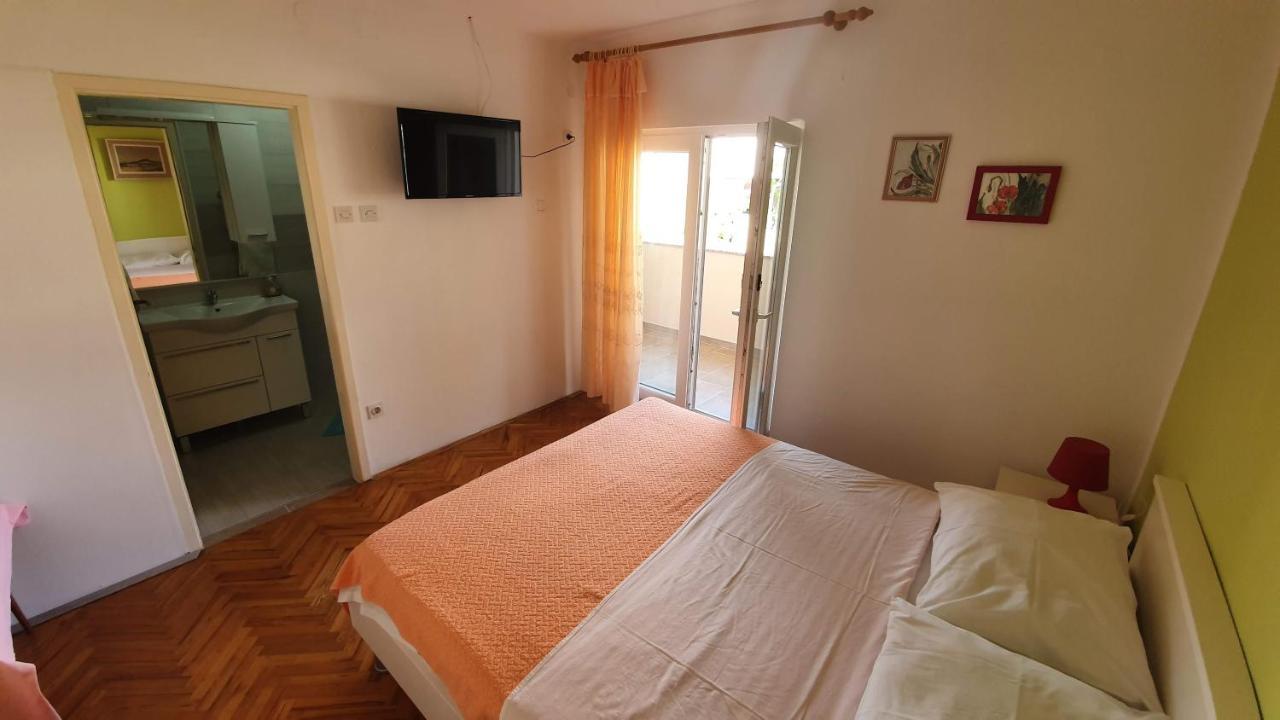 Double Rooms With Terrace Tomica Baška Kültér fotó