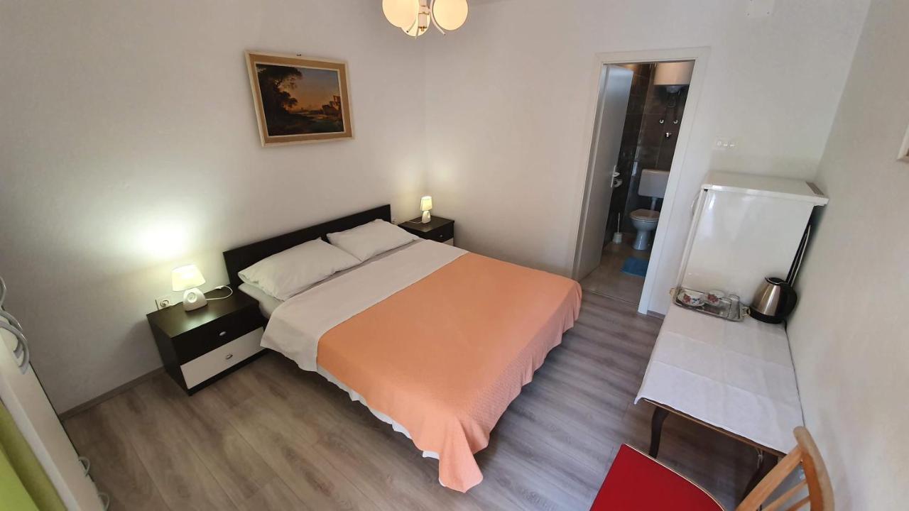 Double Rooms With Terrace Tomica Baška Kültér fotó